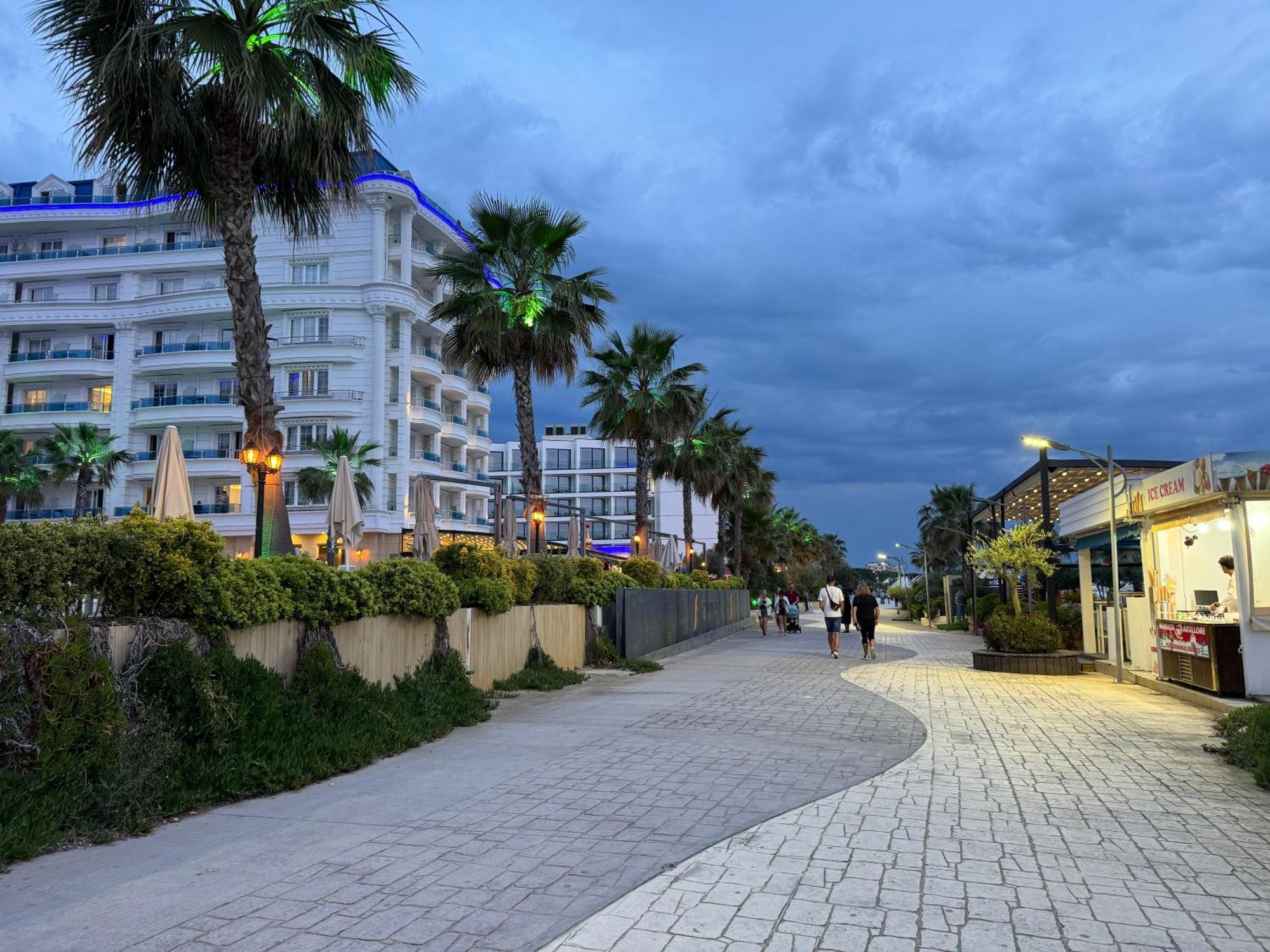 Appartement Blue Studio, Modern & Beachfront - By Beta Premium *