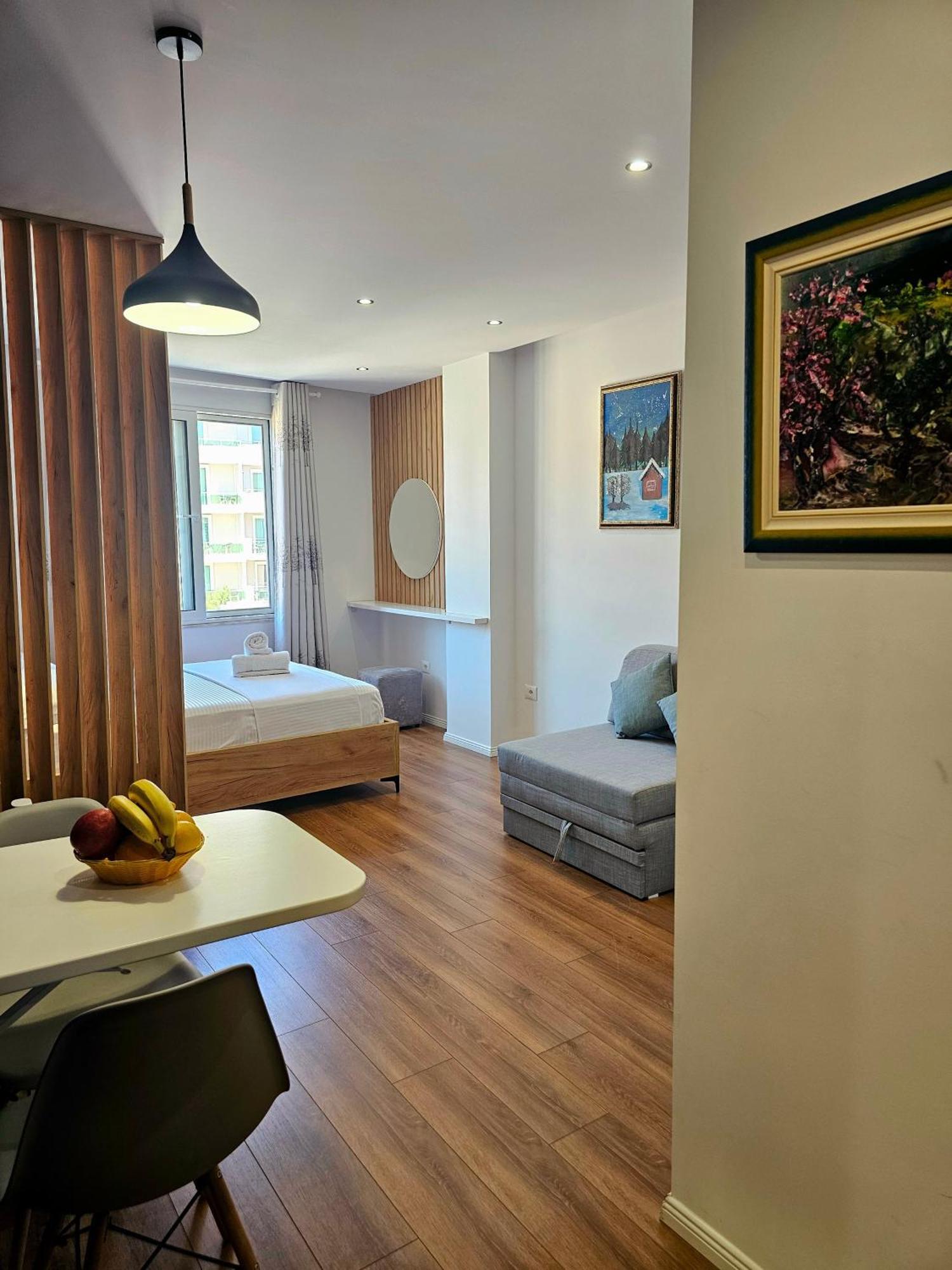 Blue Studio, Modern & Beachfront - By Beta Premium * Golem (Tirana)